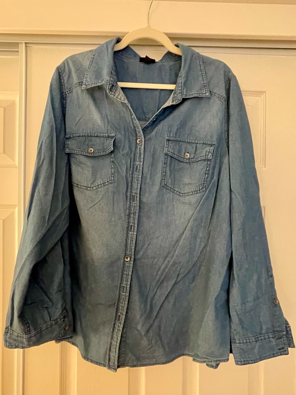 Torrid Light Wash Denim long-Sleeve Button-Up Shirt